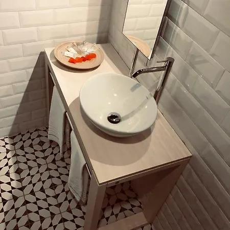 Bed & Breakfast Alcapri Centro 3*