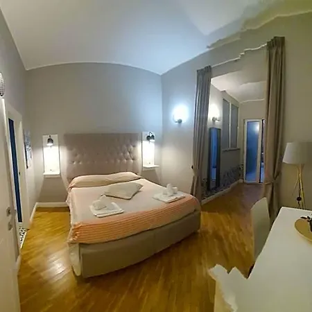Bed & Breakfast Alcaprì Centro Napoli