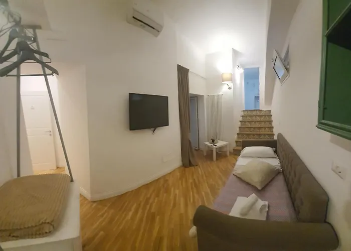 Alcapri Centro Bed and Breakfast Νάπολη